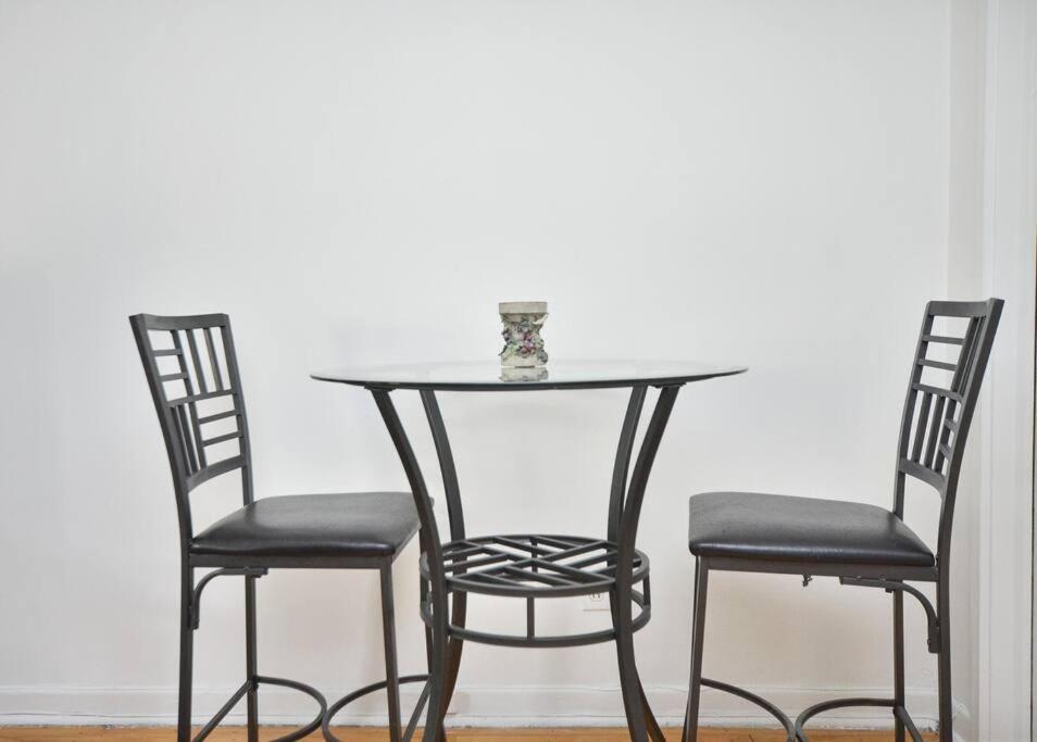 Coquette 3.5 Pour 4 Personnes Lejlighed Montréal Eksteriør billede